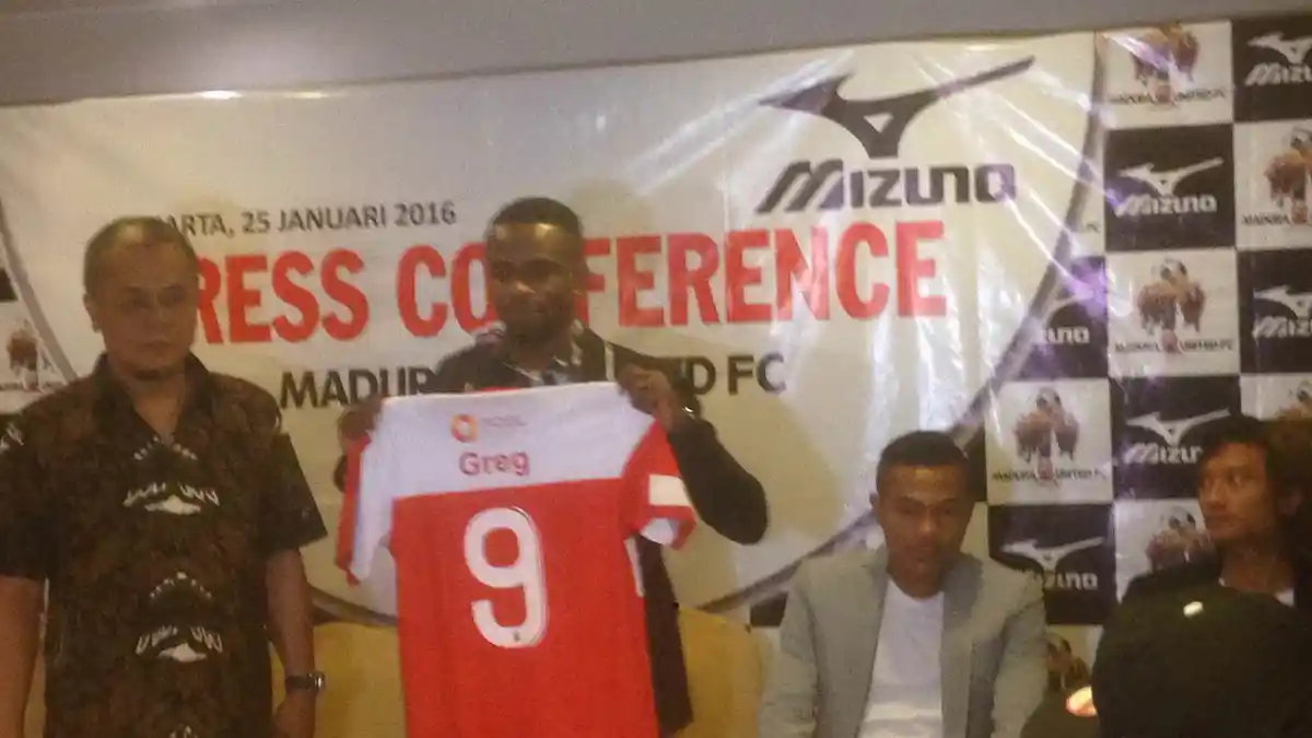 Greg Nwokolo Berstatus Pemain Madura United per 1 Februari 2017