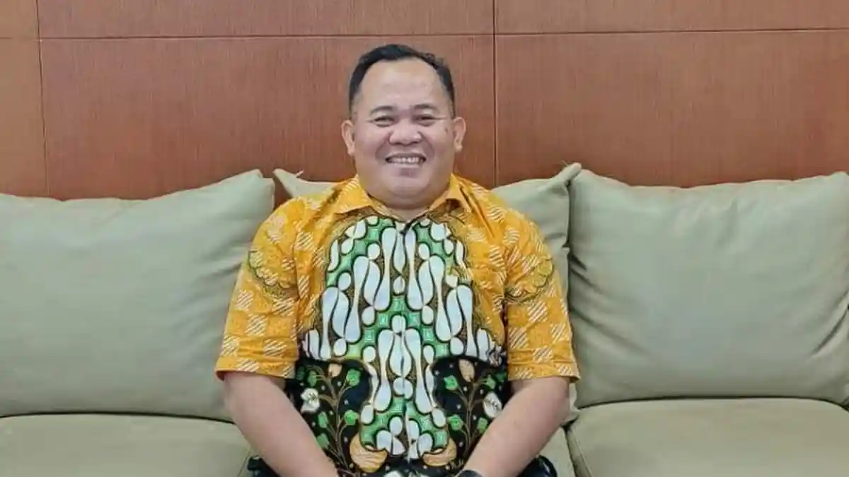 Guru Hebat di Persimpangan Sains dan Nilai Keagamaan - Bangkapos.com