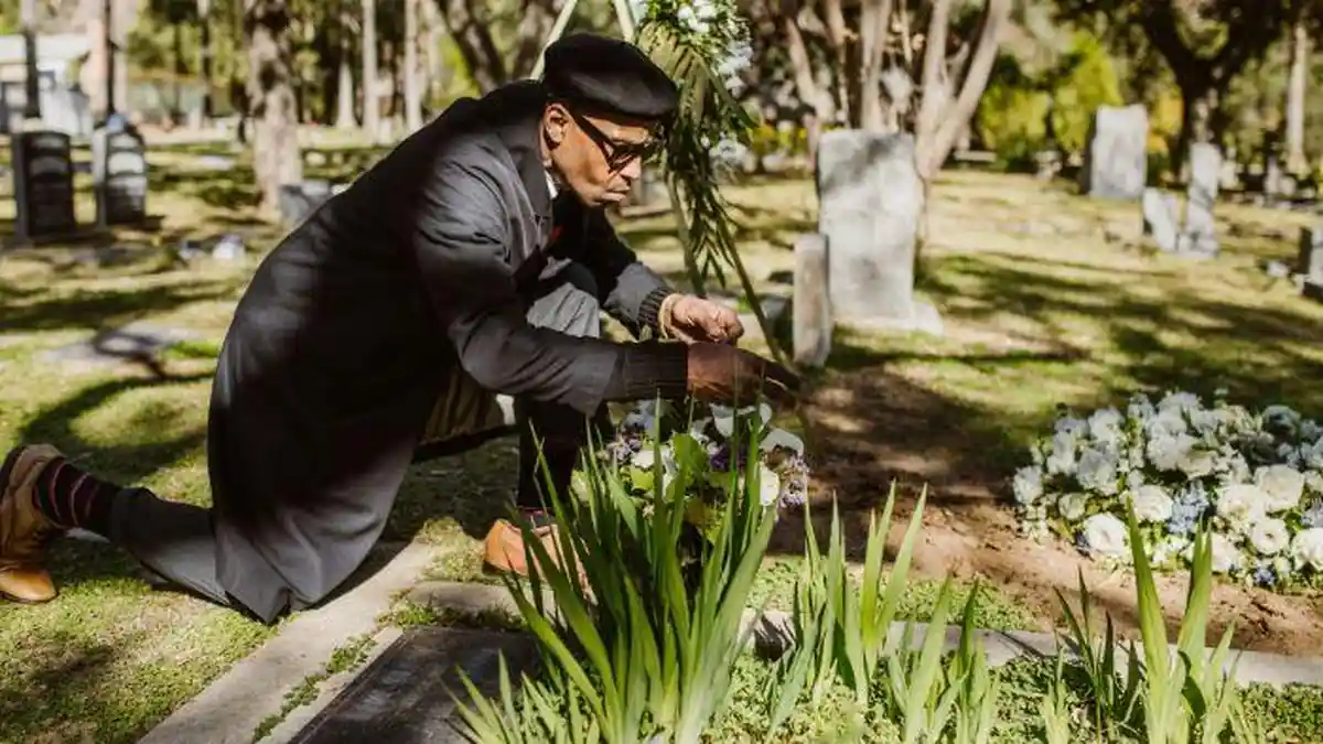 Doa Ziarah Kubur Singkat NU, Kunjungan ke Makam Orang Tua dan Penjelasannya Lengkap