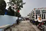 Pasca Dipasang Rambu Larangan Parkir di Gunungputri Bogor, PKL Jadi Tertib, Lalu Lintas Tetap Macet