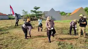 Pemanfaatan-lahan-bera-di-Subak-Intaran-Barat-Denpasar-Selatan.jpg