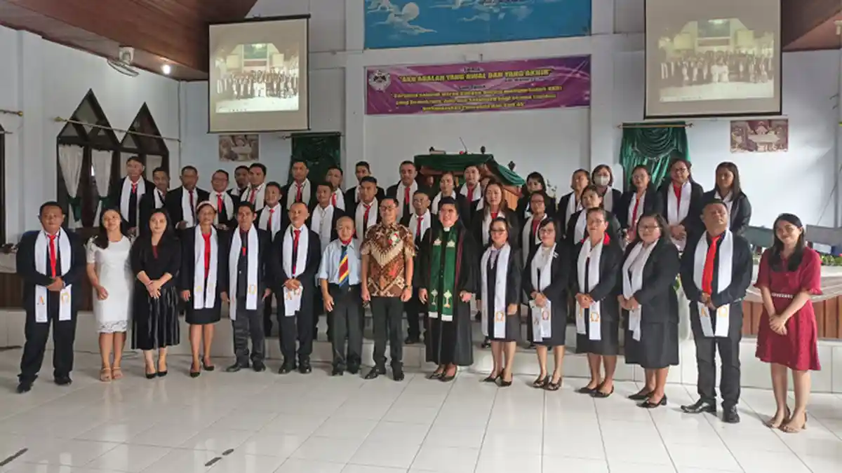 Joune Ganda, Bupati Minut Sulawesi Utara Minta Warga Tetap Waspada dengan Covid 19 