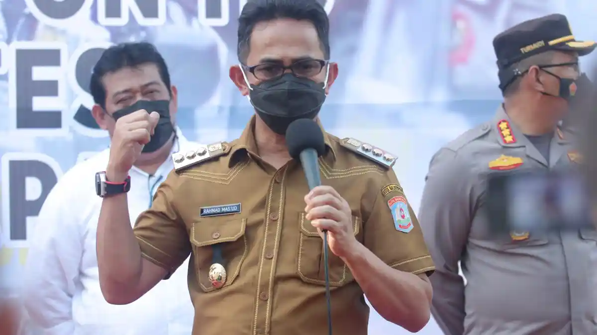 Bupati PPU Abdul Gafur Kena OTT KPK, Rahmad Masud Berdoa Adiknya Baik-baik Saja