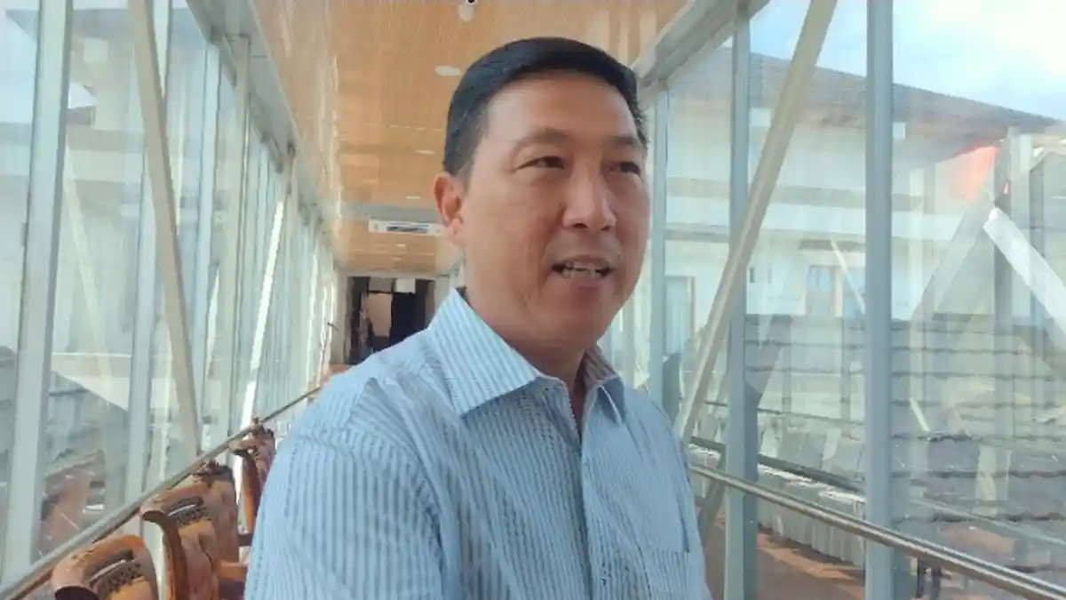 Anggota DPRD Provinsi Jambi Budi Yako Pertanyaan Konsep Bantuan Beasiswa Program Dumisake