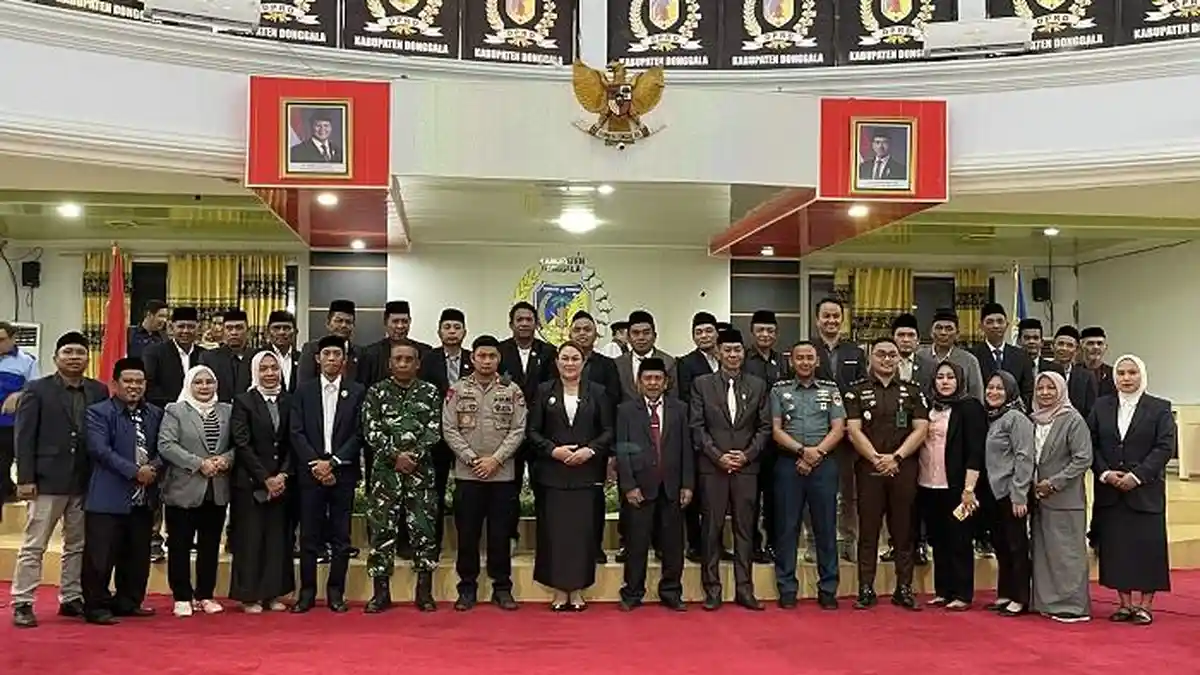 Ketua DPRD Donggala Ketok Palu, Masa Sidang I Ditutup dan Sidang II Dimulai