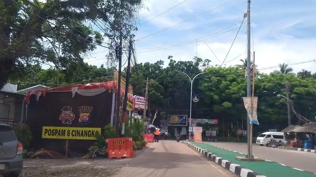 Libur Natal 2024: Jalur Wisata Anyer Lengang, Aktivitas Kendaraan Wisatawan Minim