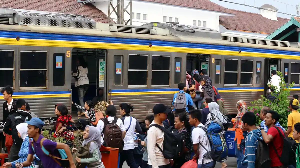 Humas PT KAI: Terjadi Tabrakan antara Dua KRL Tujuan Bogor-Jakarta Kota