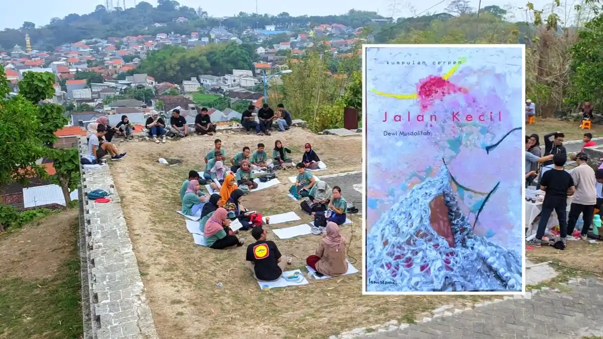 Di Puncak Bukit Situs Giri Kedaton Gresik, Kumcer 'Jalan Kecil' karya Dewi Musdalifah Dibedah