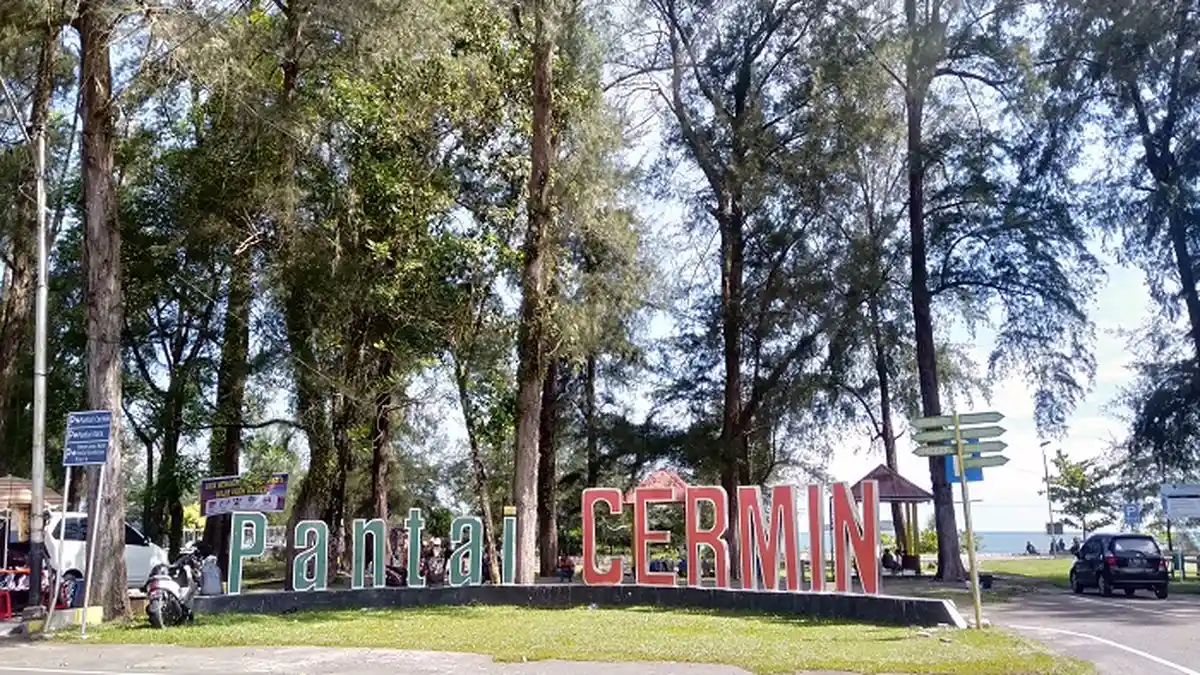 Menikmati Panorama Alam Pantai Cermin Kota Pariaman, Objek Wisata Pilihan untuk Keluarga