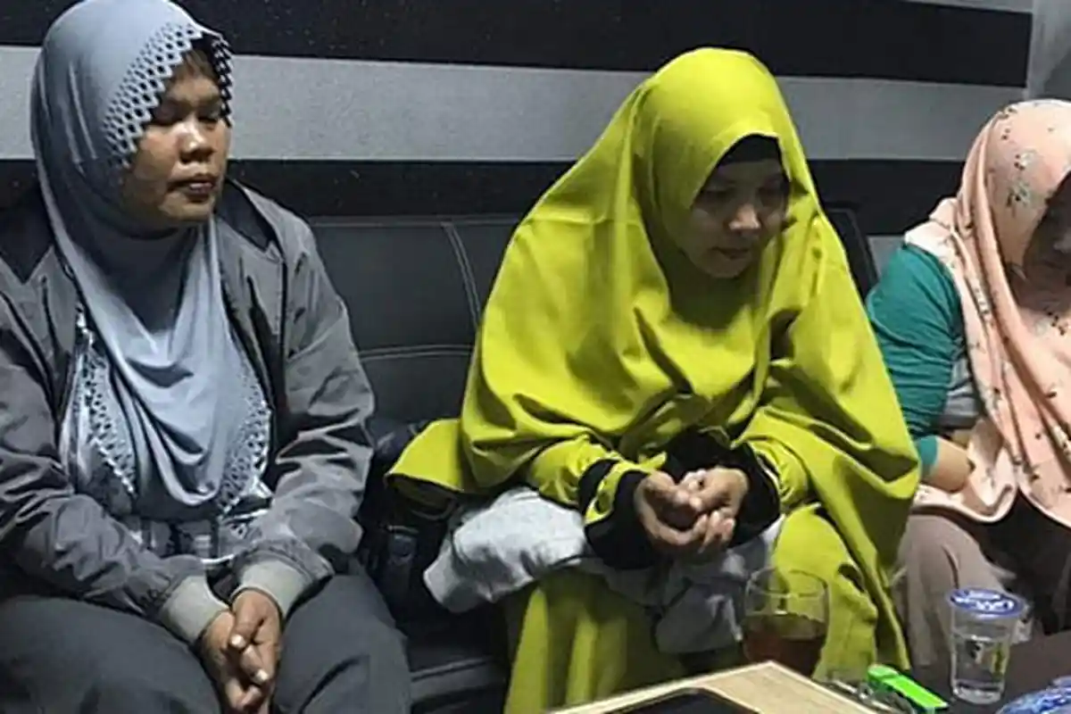 Inilah Identitas Emak-emak Dalam Video Tak Ada Lagi Azan Jika Jokowi Terpilih, Diciduk Tengah Malam