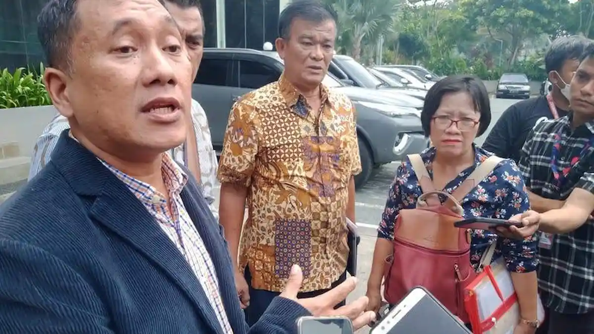 Minta Kejelasan Kasus Polisi Tembak Warga di Exit Tol Bintaro, Keluarga Korban Datangi Polda Metro 