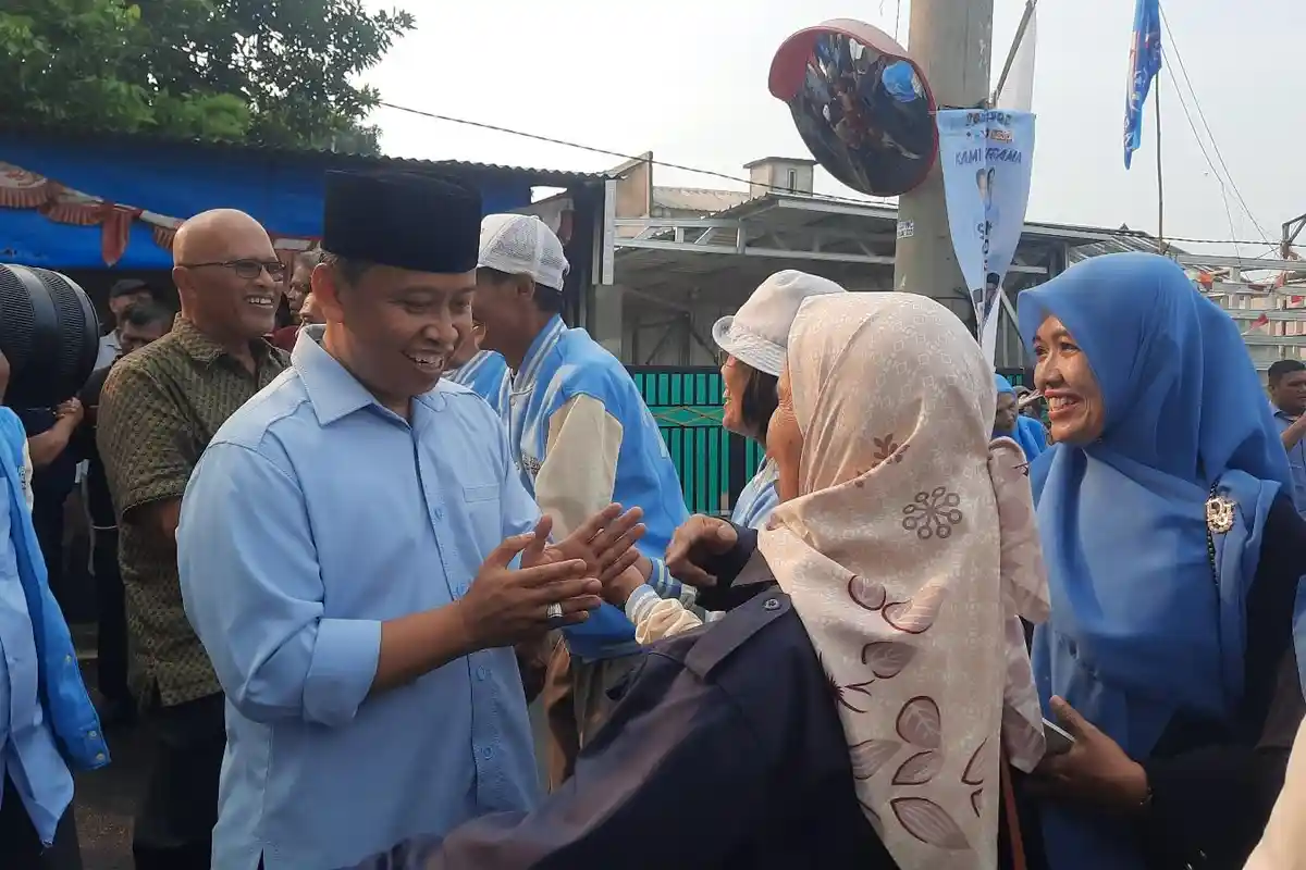 Ratusan Warga Curug Cimanggis Sambut Calon Wali Kota Depok Supian Suri