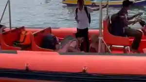 Suasana-saat-evakuasi-bayi-berusia-7-bulan-dari-Pulau-Komodo.jpg