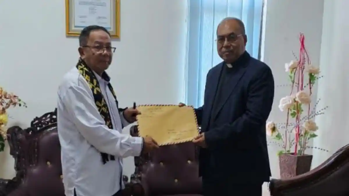 Romo Leo Mali Serahkan Amicus Curiae untuk Kasus Eks Kapolres Ngada soal Kejahatan Seksual Anak