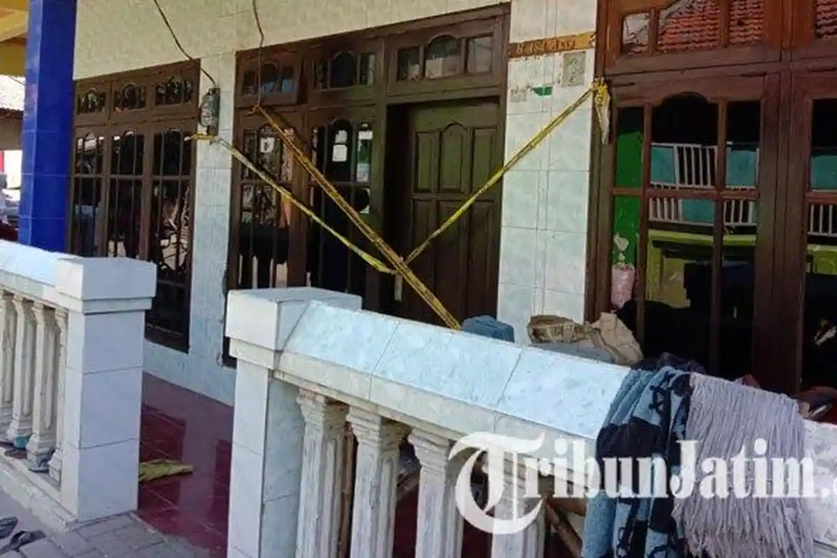 Sedang Berduaan di Kamar, Pasangan Ini Dibacok hingga Bersimbah Darah, Pelaku Ternyata Orang Dekat