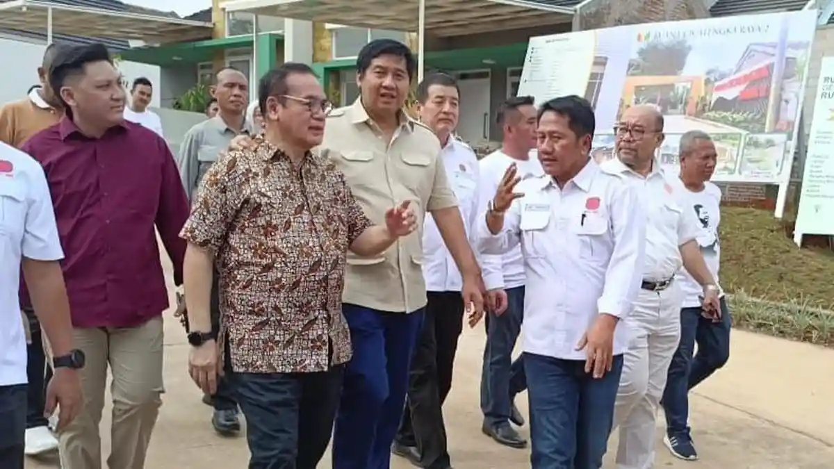 Pastikan Program 3 Juta Rumah Tersedia, Menteri PKP Cek Perumahan di Kabupaten Bandung