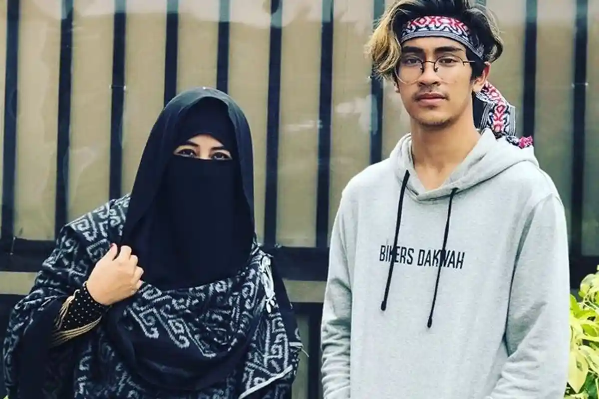 Umi Pipik Marah Usai Anaknya Disebut Tak Mencerminkan Ustaz Jefri Al Buchori 'Jangan Sok Suci Kamu'