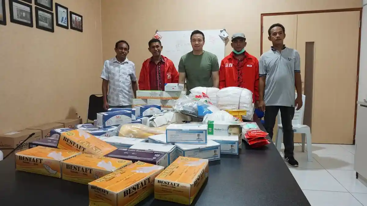 Rasa Peduli Sesama, Christian Widodo Gunakan Gaji dan Tunjangan Sebulan Beli APD