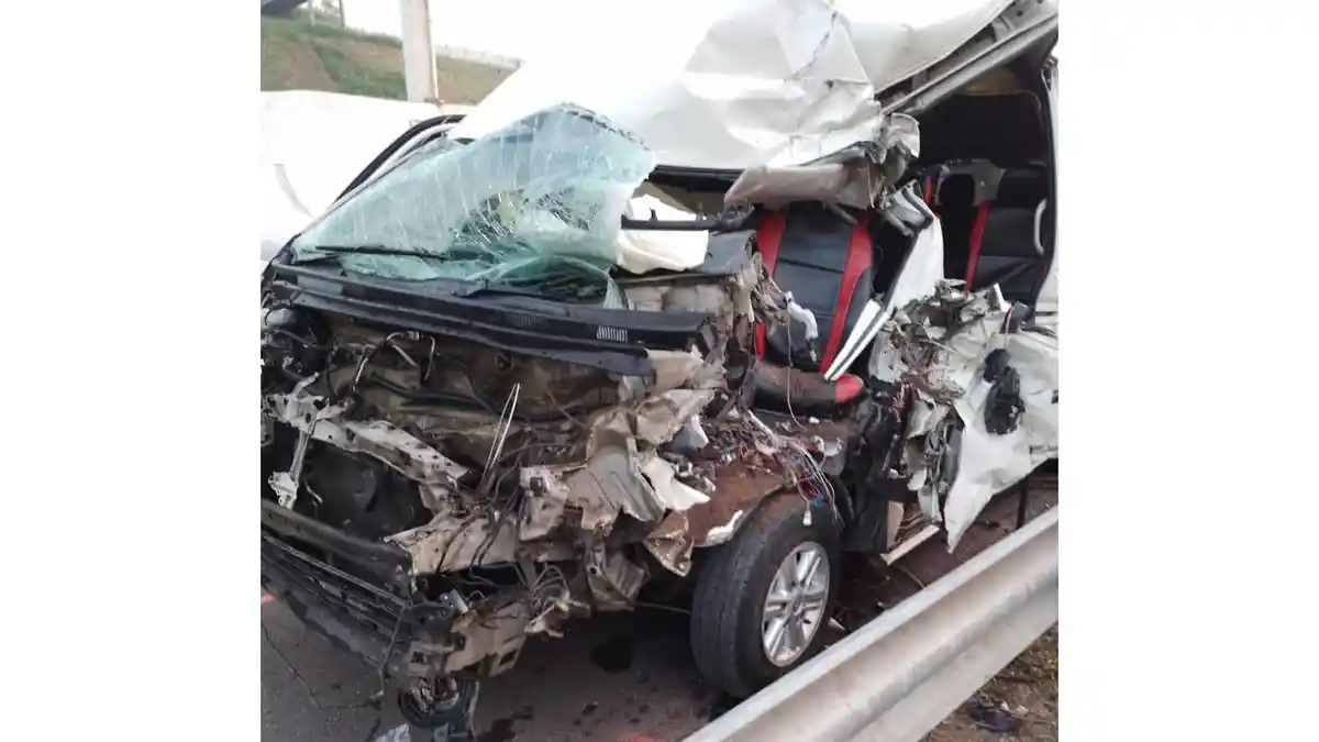 Truk Colt Diesel Kabur Usai Kecelakaan Maut di Tol Cisumdawu, 2 Tewas dan 10 Luka-luka