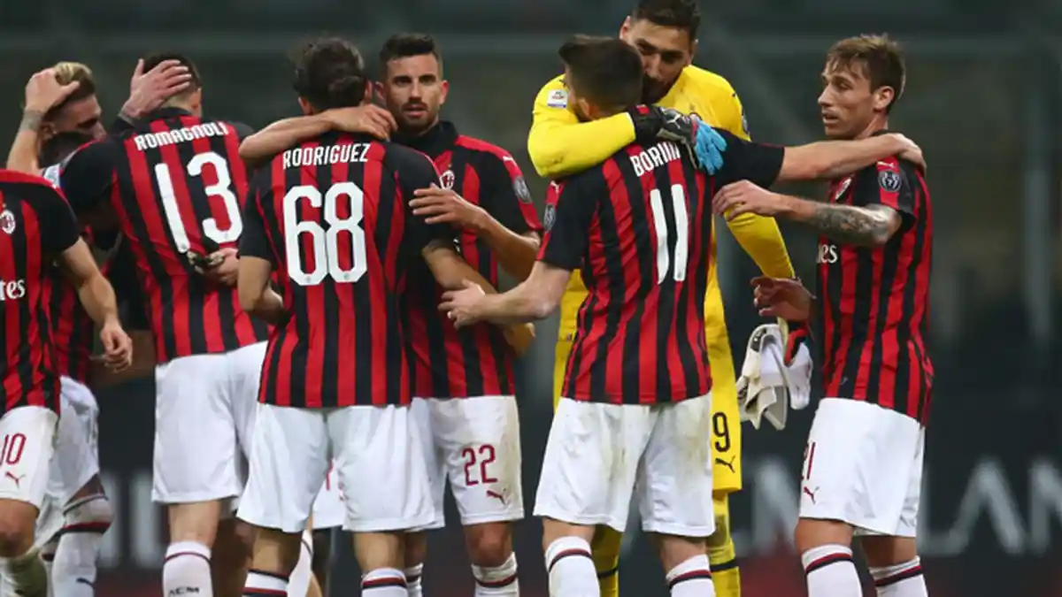 AC Milan Berminat Permanenkan Ante Rebic, Ditentukan Transfer Andre Silva