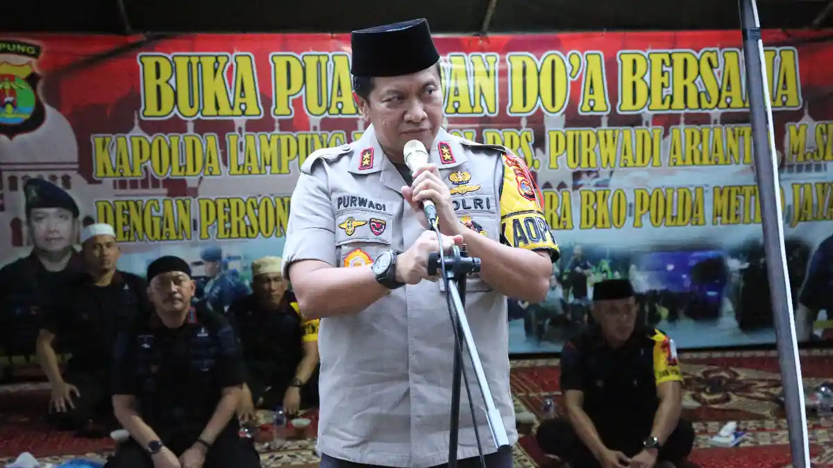 Giat Buka Bersama Kapolda Lampung dengan Jajaran Pers Satbrimob Polda Lampung