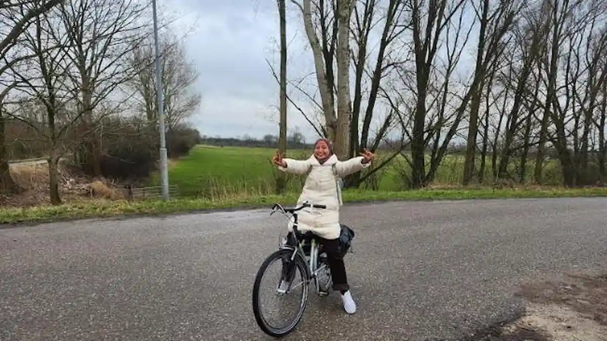 Puasa Pertama di Belanda, Nabila Putri Hafshari Rindu Makan Rendang dan Es Teler