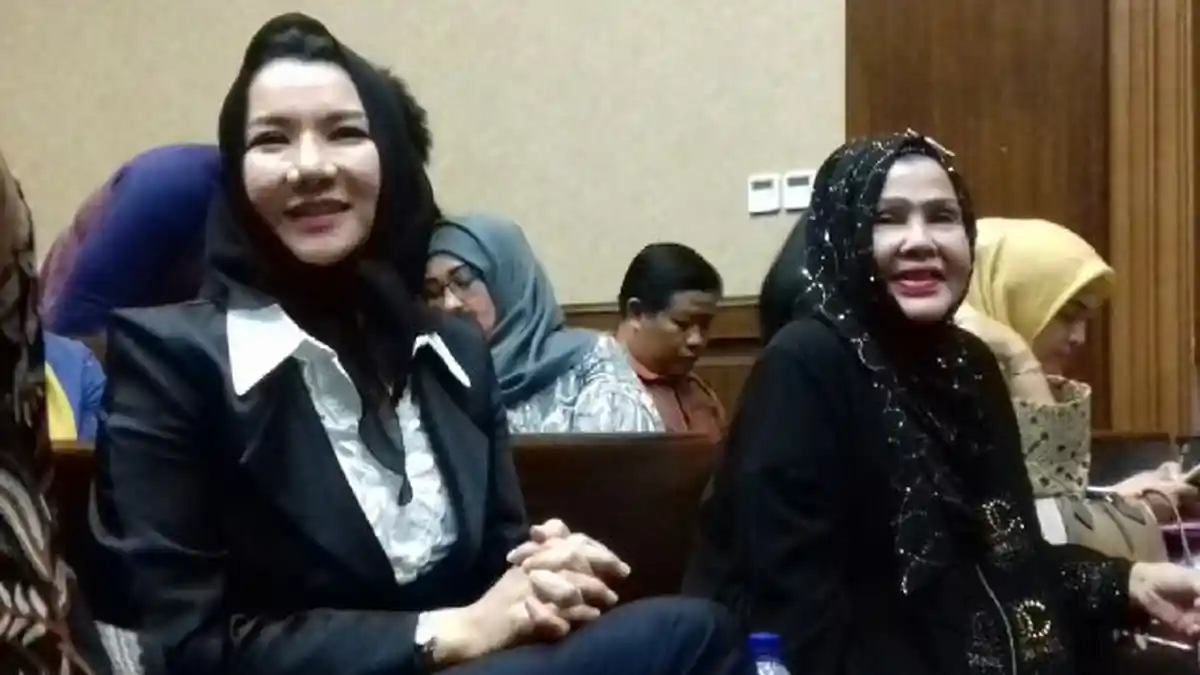 Pengacara Bupati Rita Permasalahkan Kata 'Melalui' di Surat Dakwaan Jaksa