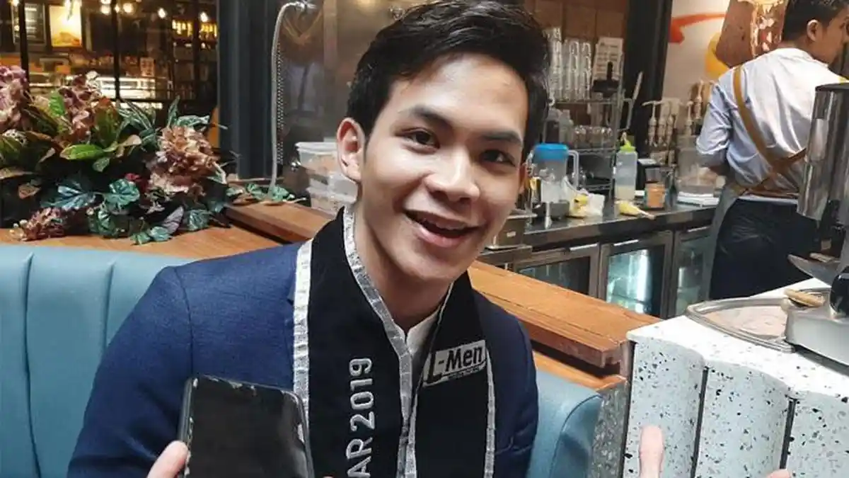 Hindari Terlalu Banyak Bercermin Saat Proses Pembentukan Badan