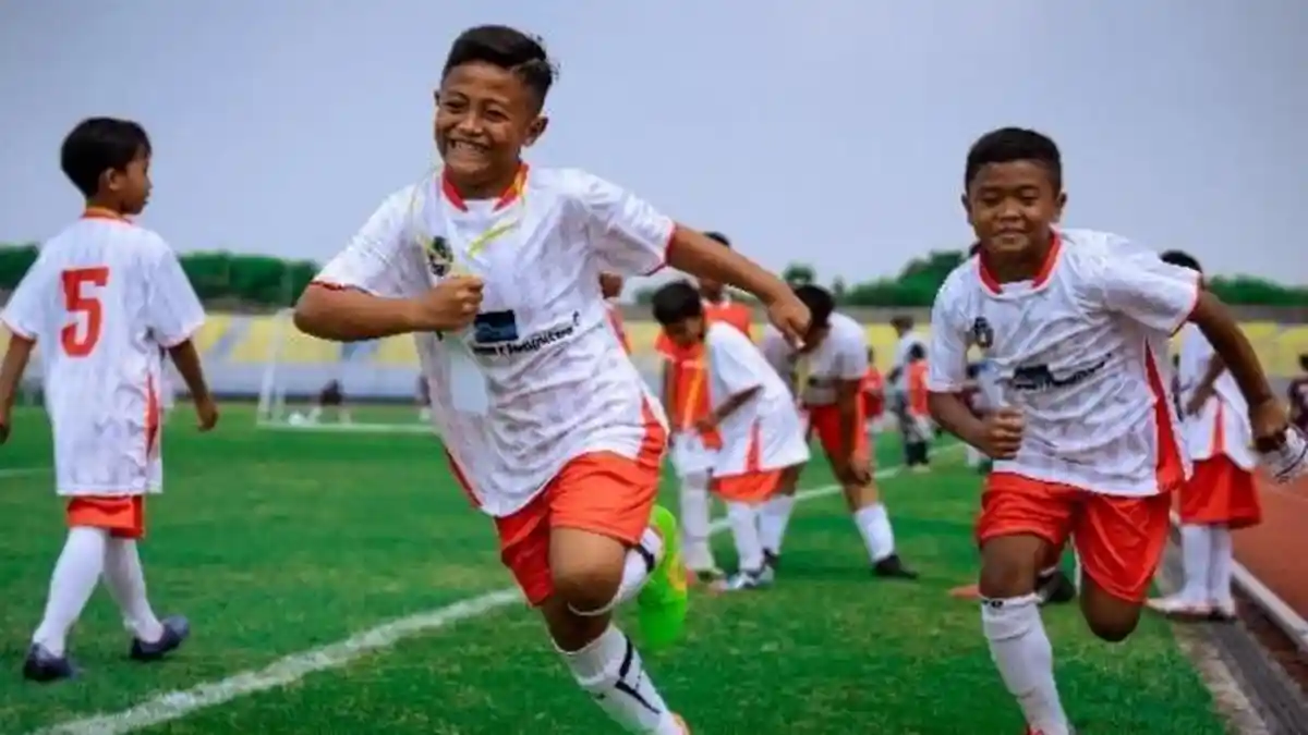 Freeport Indonesia Kembali Dukung Pengembangan Sepak Bola Usia Dini