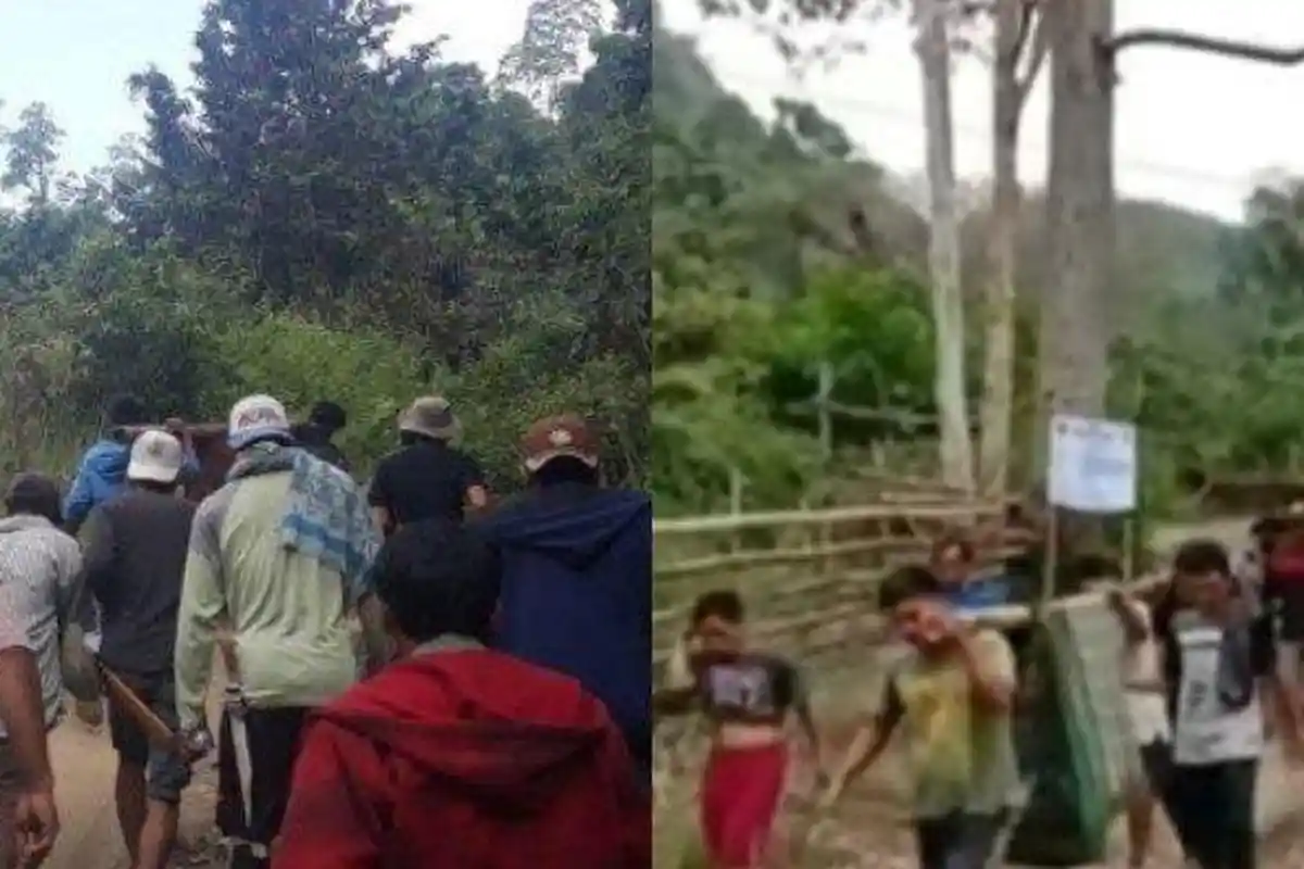 Ini di Indonesia Lho, Tempuh 15 KM Jalan Rusak untuk Bawa Jenazah yang Ditandu dalam Sarung
