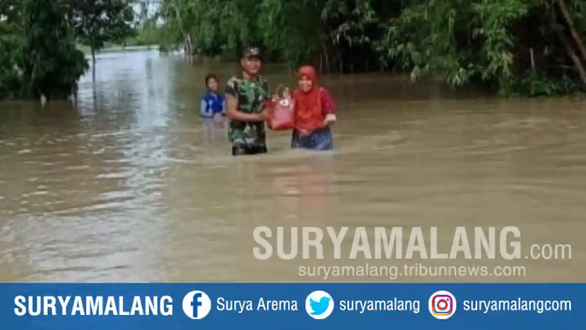 Luapan Kali Lamong Rendam 17 Desa di Kecamatan Balongpanggang dan Kecamatan Benjeng, Gresik