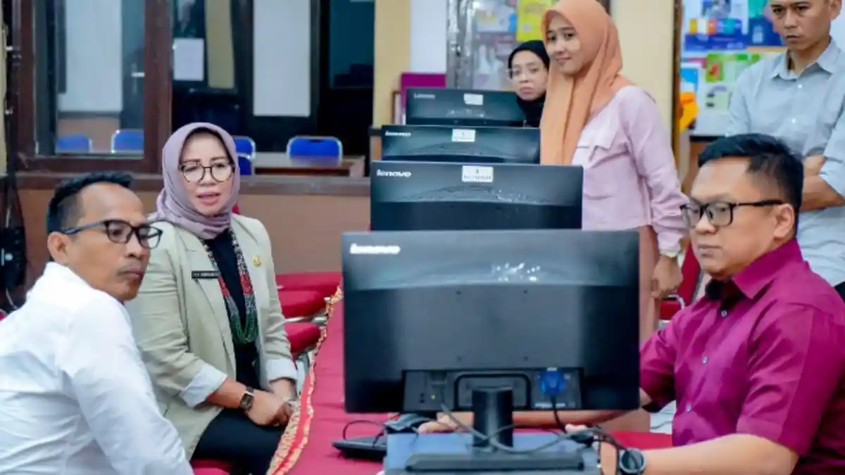 Pendaftar SPMB Hari Pertama Capai 64.109 Calon Murid, Disdik Jabar Beri Imbauan Soal Server Website