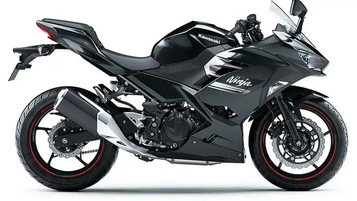 Kawasaki Ninja 250 Tambah Dua Warna Baru, Harga Naik Tipis
