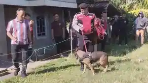 kerahkan-anjing-pelacak-perampokan-emas-di-ogan-ilir.jpg