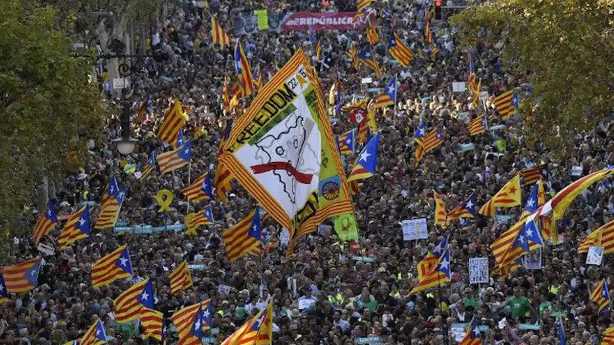 Spanyol Ambil Alih Pemerintahan Catalonia, Apa yang Akan Terjadi?