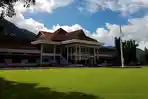 Halaman Kantor Wali Kota Tidore Jadi Venue Pelaksaan Salat Idul Fitri 2025