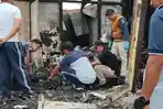 olah-TKP-kebakaran-kantor-koperasi.jpg