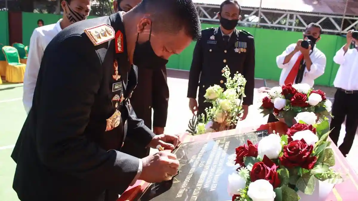 Hari Bhayangkara ke-74, Kapolda NTT Resmikan Penggunaan Ruang Pelayanan Khusus