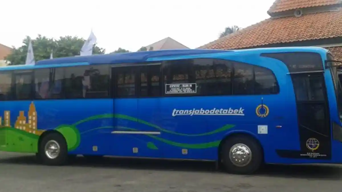 Hari Ini Layanan Bus Transjabodetabek Rute Bekasi, Depok, dan Tangerang Resmi Beroperasi