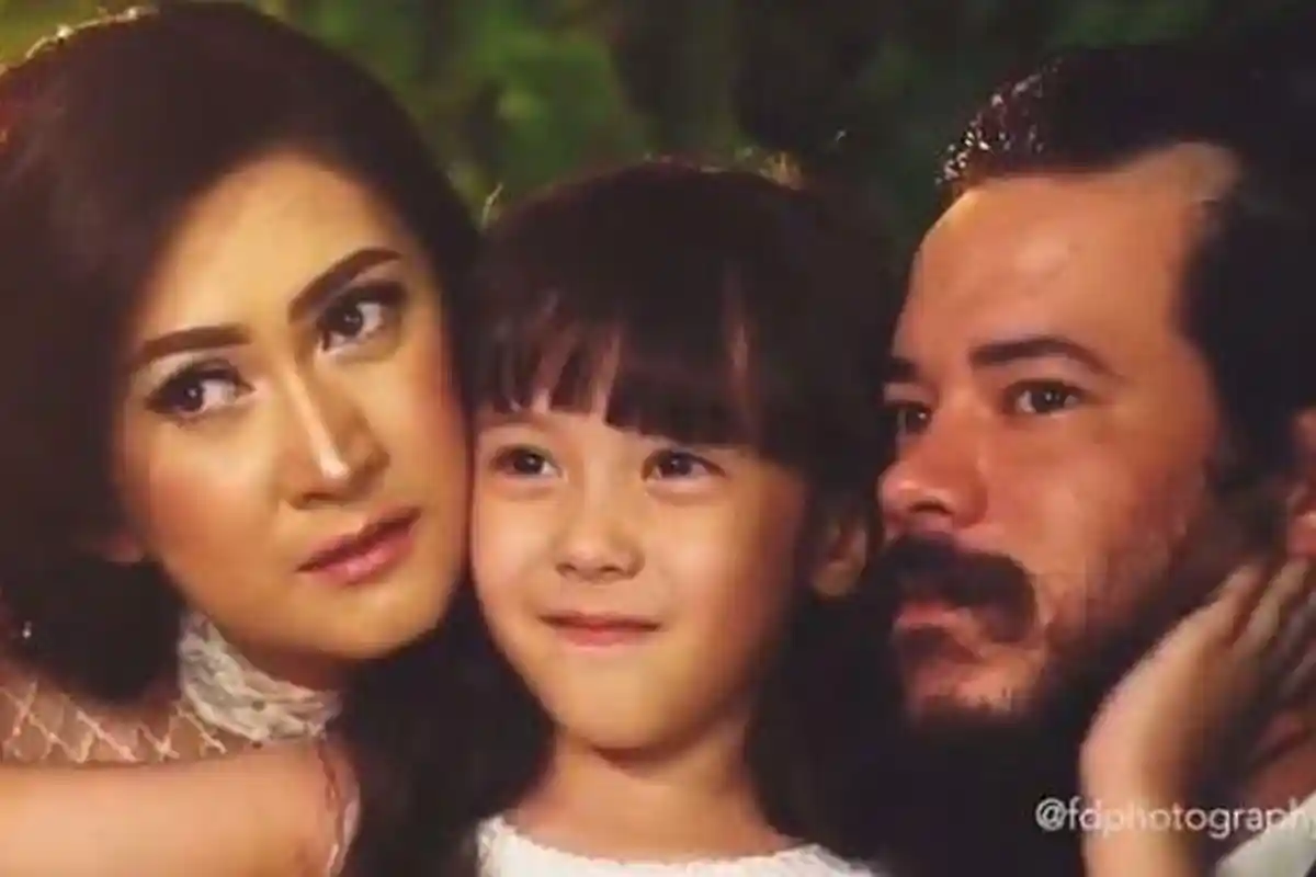 Biarkan Anak Bersama Mantan Suami, Nafa Urbach: Saya Tidak Akan Menjauhkan Ayah dari Anaknya!