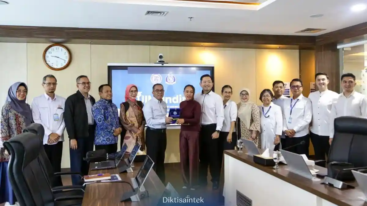 Rektor UIMandiri Audiensi dengan Mendikti Saintek, Bahas Penguatan Riset dan Inovasi Nasional