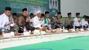SEMASA-HIDUP-Ketua-PCNU-Kabupaten-Pamekasan-KH-Taufiq-Hasyim.jpg