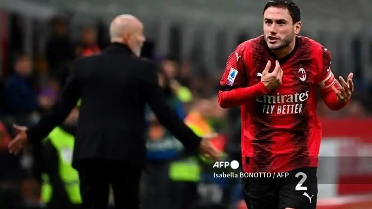 Era Paulo Fonseca Makan Korban, Davide Calabria Berada di Pintu Keluar AC Milan