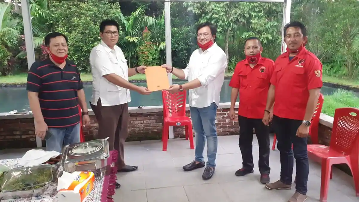 Ketua Gerindra Minut Sebut Pertemuan dengan KWL dalam Kapasitas Menerima Berkas Pendaftaran