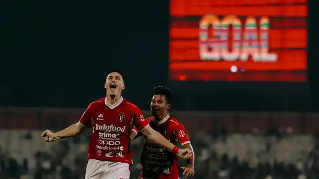 Bek-Bali-United-Joao-Ferrari-merayakan-golnya-ke-gawang-Malut-United-di-laga.jpg