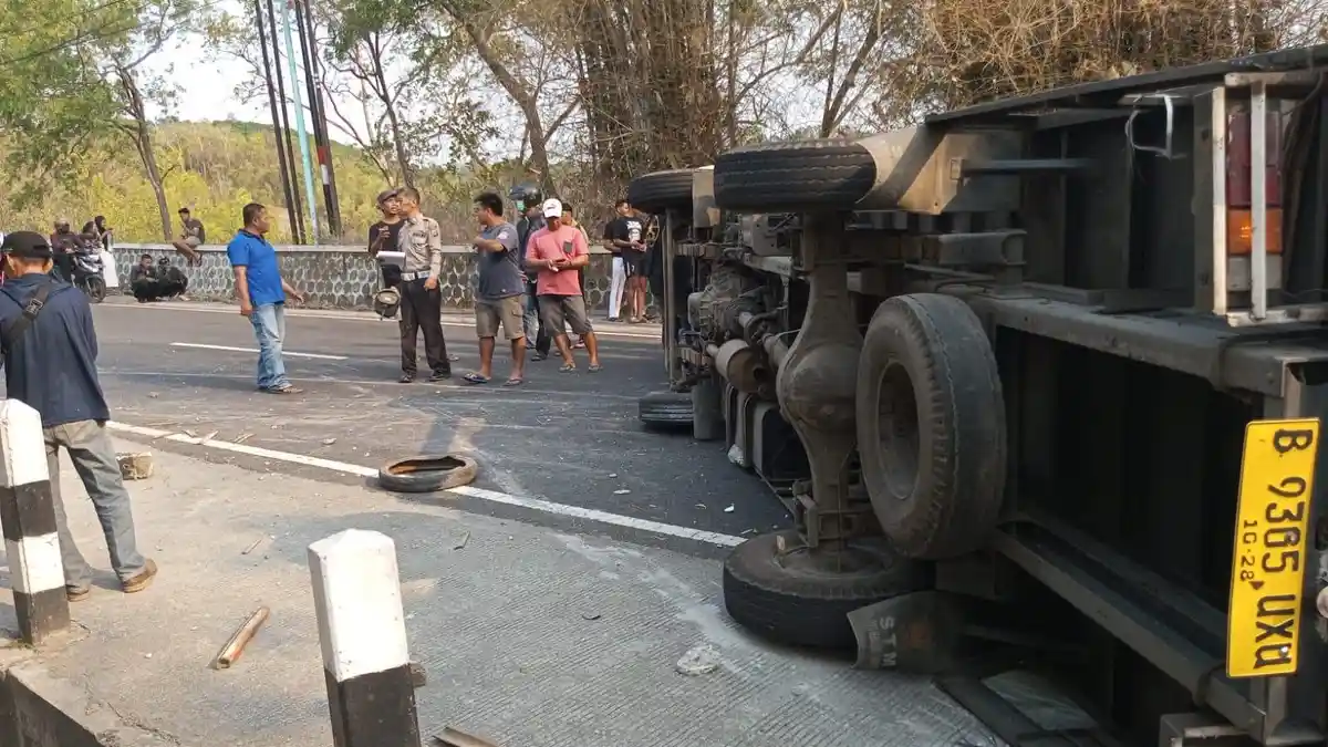 Data Tiga Kecelakaan Terjadi dalam Sehari di Sleman-Bantul, Satu Sopir Meninggal Dunia