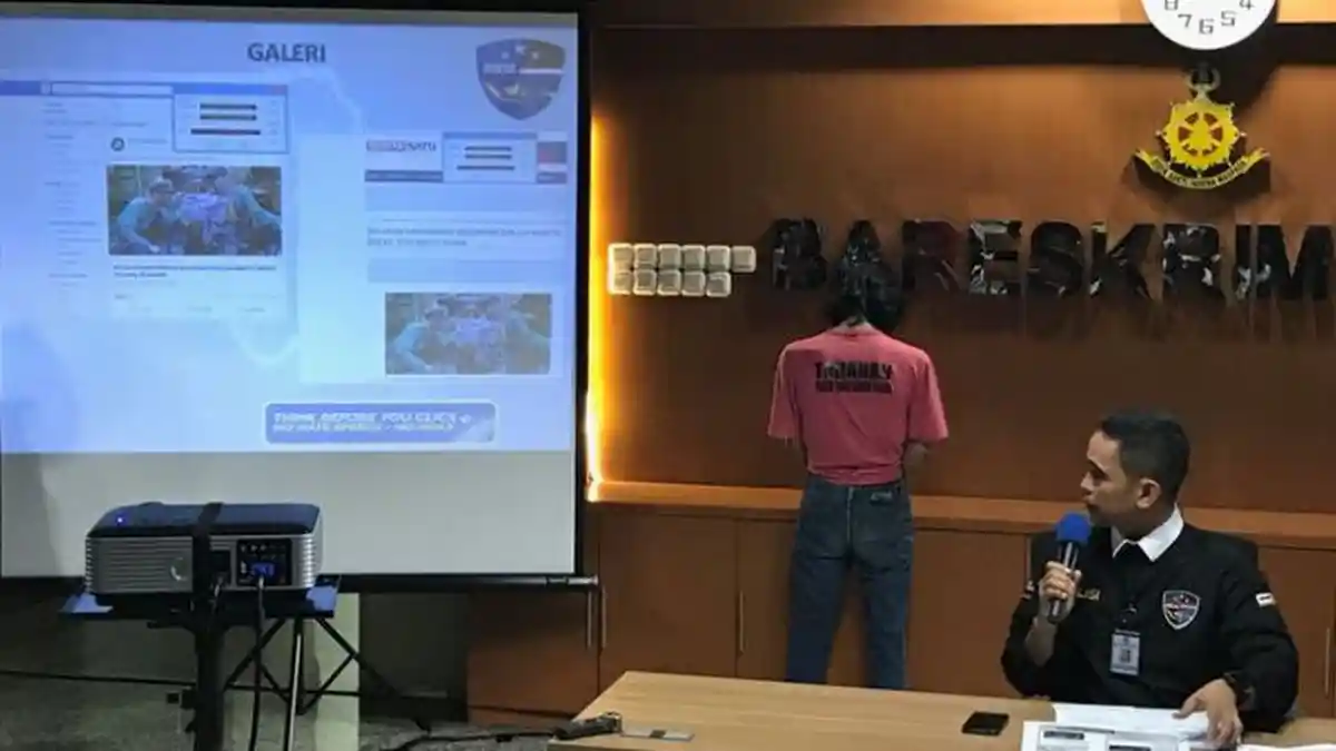 Sebar Hoax Borongan, Dari Jokowi Hingga Prabowo, Pria Kurus Gondrong Diringkus Polisi