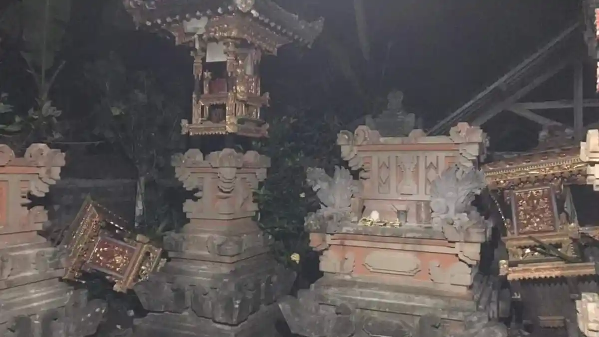 GEMPA 4.8 SR Guncang Bali Saat Tumpek Wariga, Warga Berhamburan Keluar, Rumah & Pelinggih Rusak
