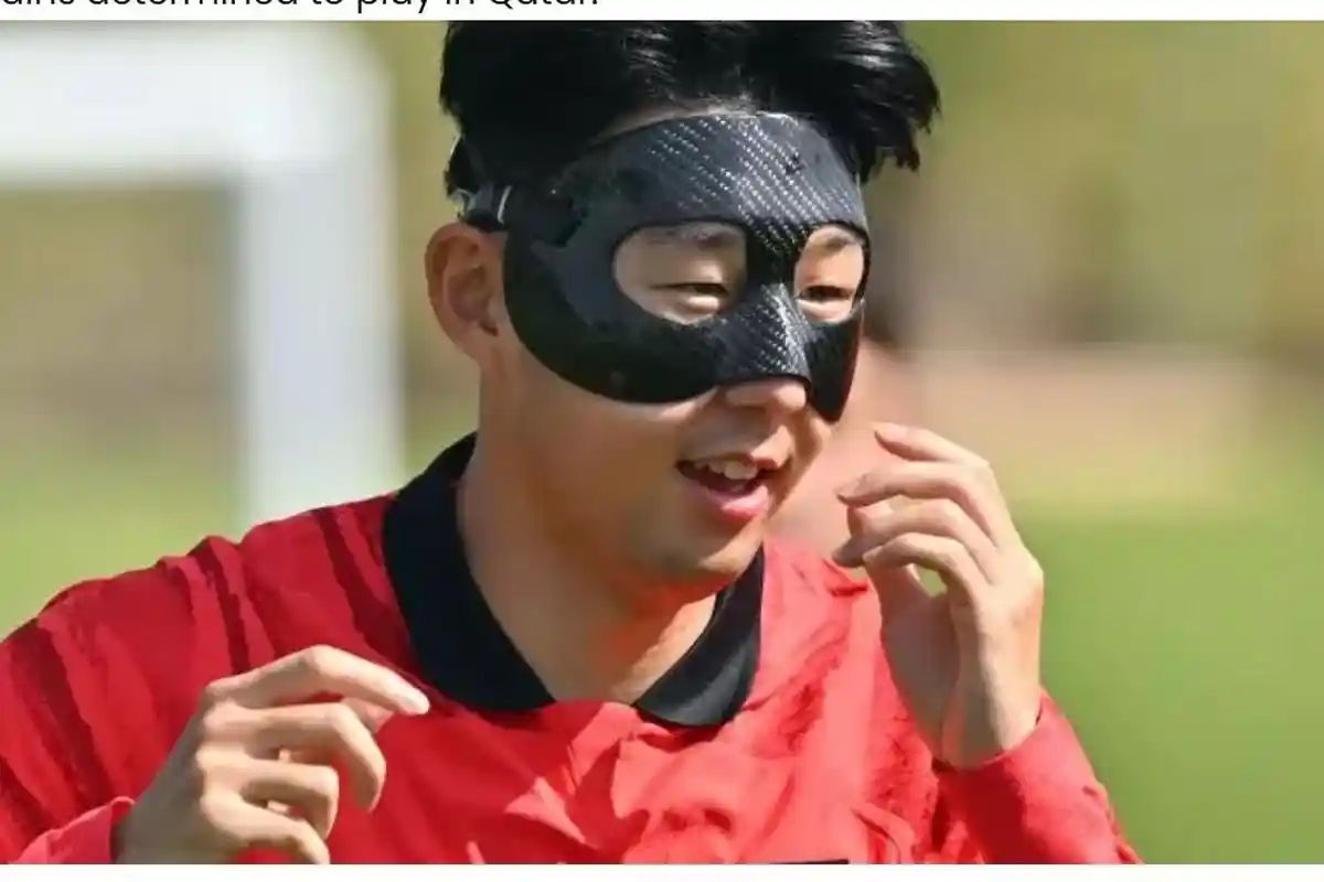 Pakai Topeng Ala Batman karena Cedera, Son Heung Min Ogah Kecewakan Fans Korsel di Piala Dunia 2022