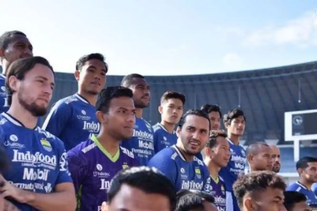 Jelang Lawan Bali United, Pelatih dan Pemain Persib Bandung Kompak Minta 1 Hal Ini kepada Bobotoh